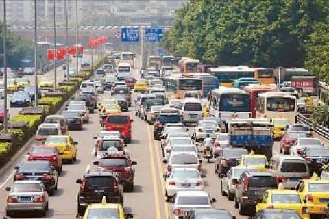 疫情之下，，，，，，重庆制造业稳步前进